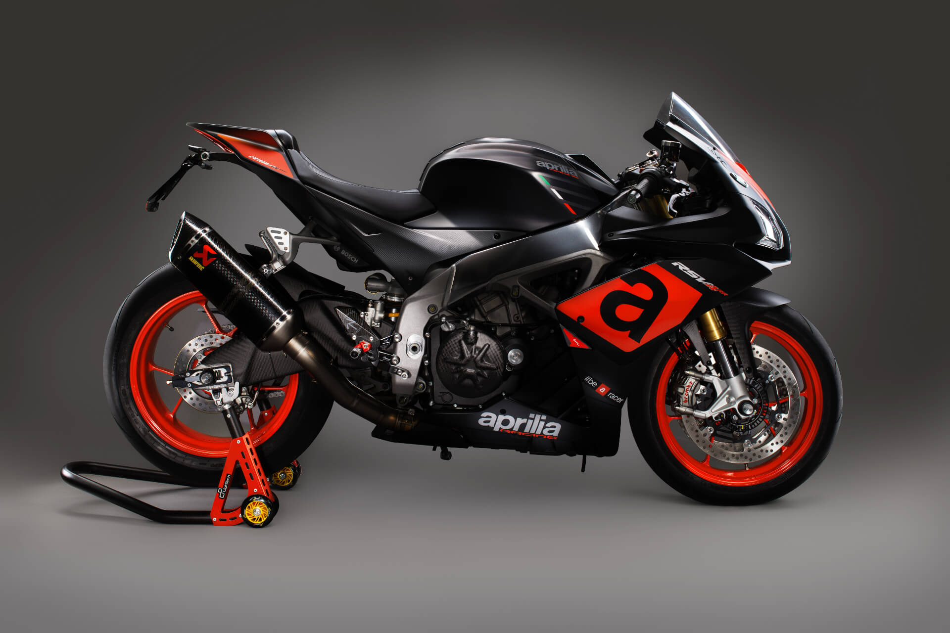 1 Carbon fibre motorcycle parts Owen Carbon